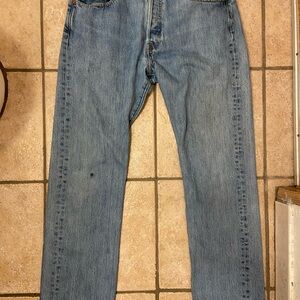 Levi’s 501 blue denim straight fit jeans 32x32